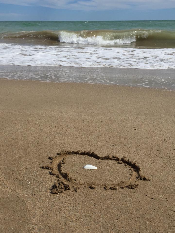 gavamar 14 mai 2018 coeur sur le sable mer